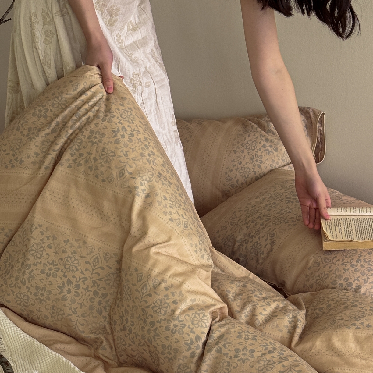 91家纺网 家纺一手货源 找家纺 涞澳家纺 2026新款全棉纯棉双层纱四件套 樱吹絮落