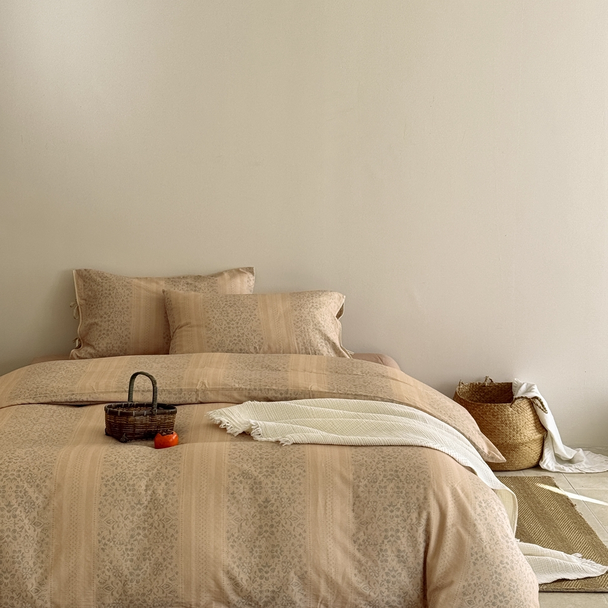 91家纺网 家纺一手货源 找家纺 涞澳家纺 2026新款全棉纯棉双层纱四件套 樱吹絮落