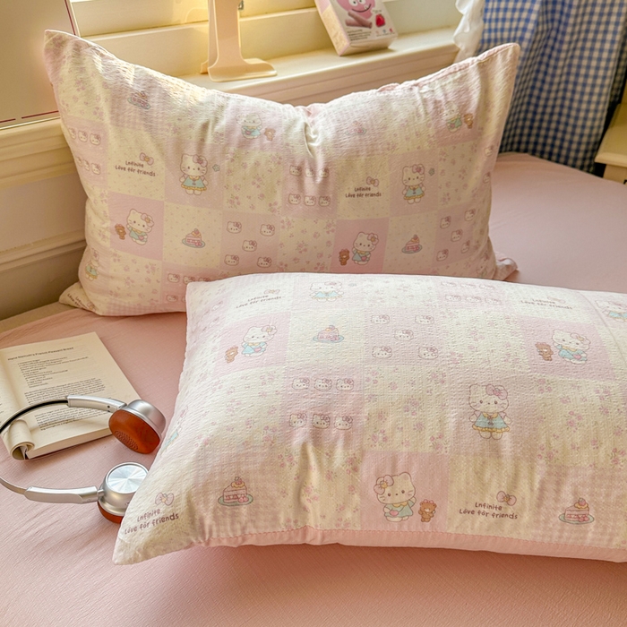 91家纺网 家纺一手货源 找家纺 柒月家居 2026新款云感皱皱纱小清新木棉四件套 拼格小猫