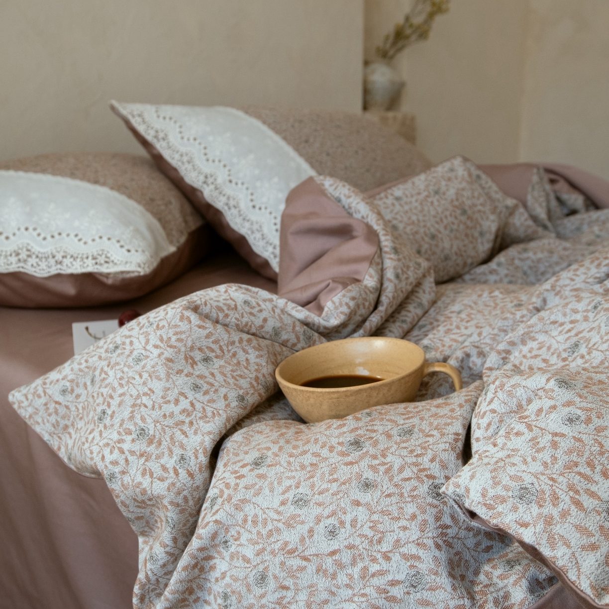 91家纺网 家纺一手货源 找家纺 涞澳家纺 2026新款全棉纯棉水洗棉提花四件套 旧时花笺