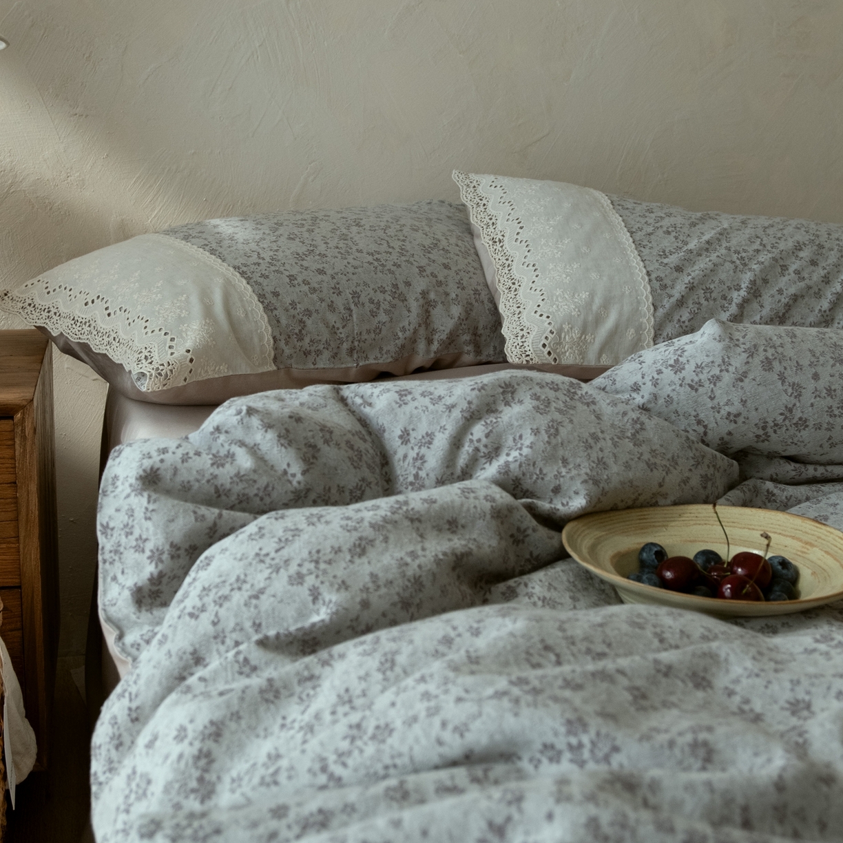 91家纺网 家纺一手货源 找家纺 涞澳家纺 2026新款全棉纯棉水洗棉提花四件套 墨染青花