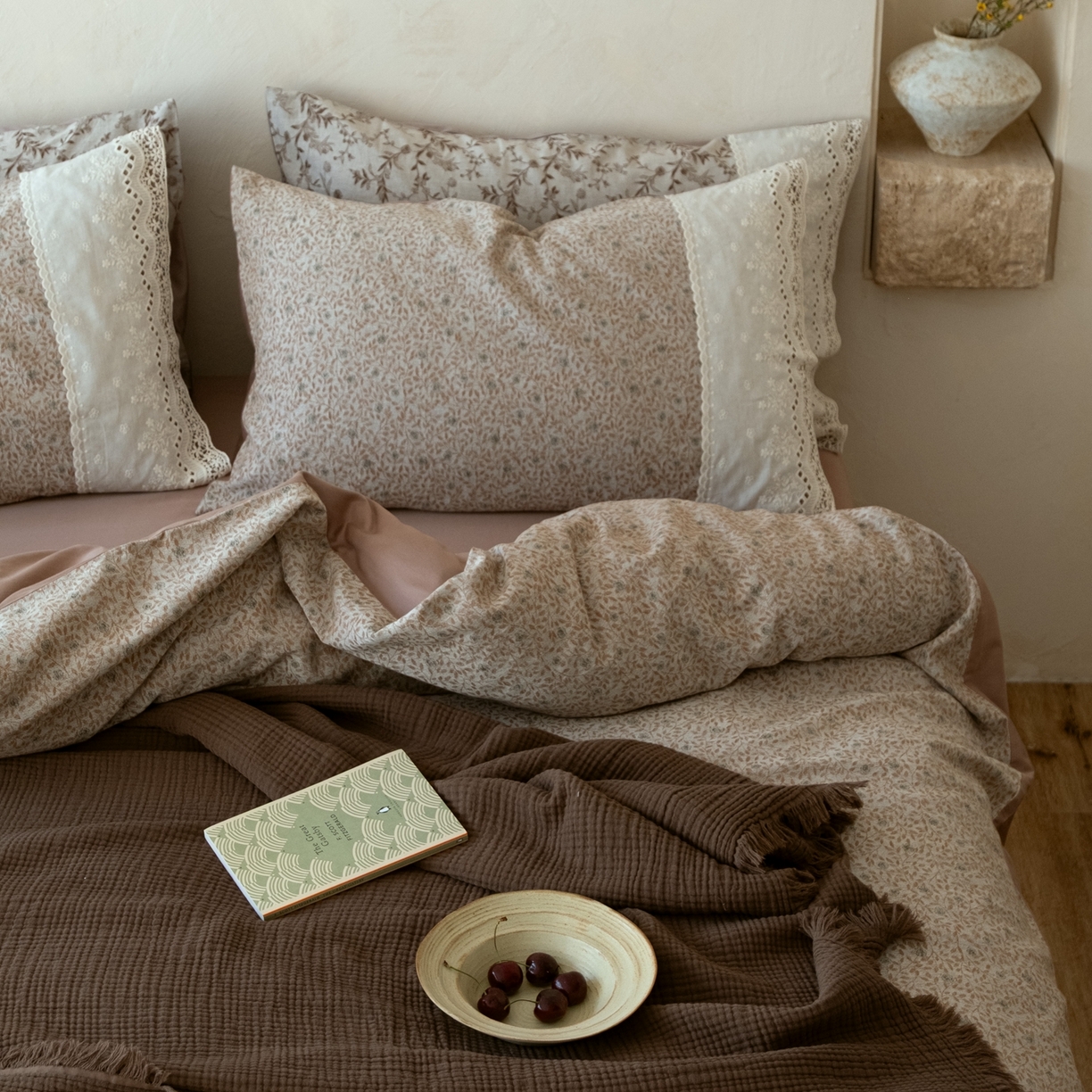 91家纺网 家纺一手货源 找家纺 涞澳家纺 2026新款全棉纯棉水洗棉提花四件套 旧时花笺