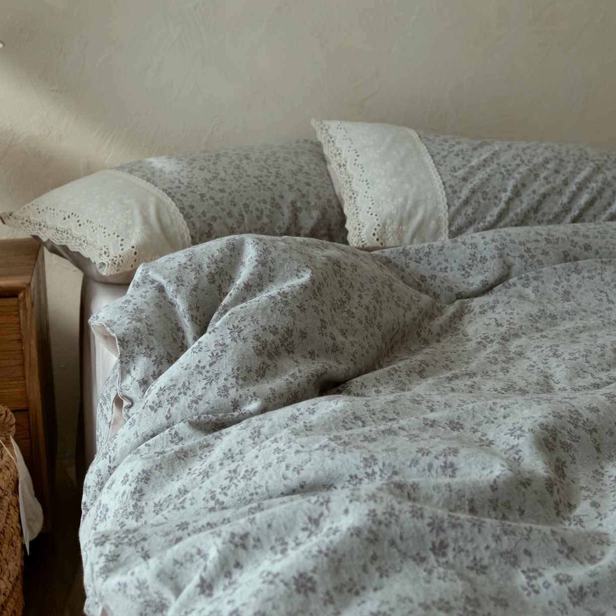 91家纺网 家纺一手货源 找家纺 涞澳家纺 2026新款全棉纯棉水洗棉提花四件套 墨染青花