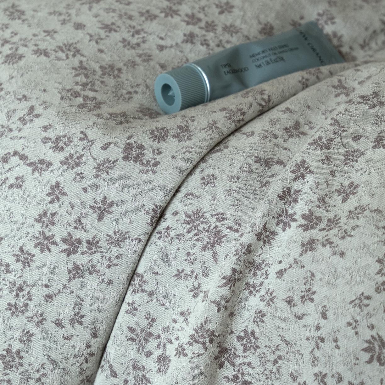 91家纺网 家纺一手货源 找家纺 涞澳家纺 2026新款全棉纯棉水洗棉提花四件套 墨染青花