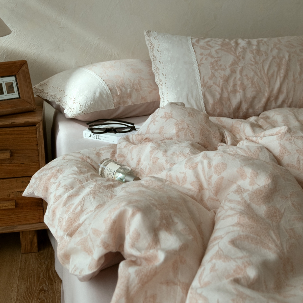 91家纺网 家纺一手货源 找家纺 涞澳家纺 2026新款全棉纯棉水洗棉提花四件套 林间絮语