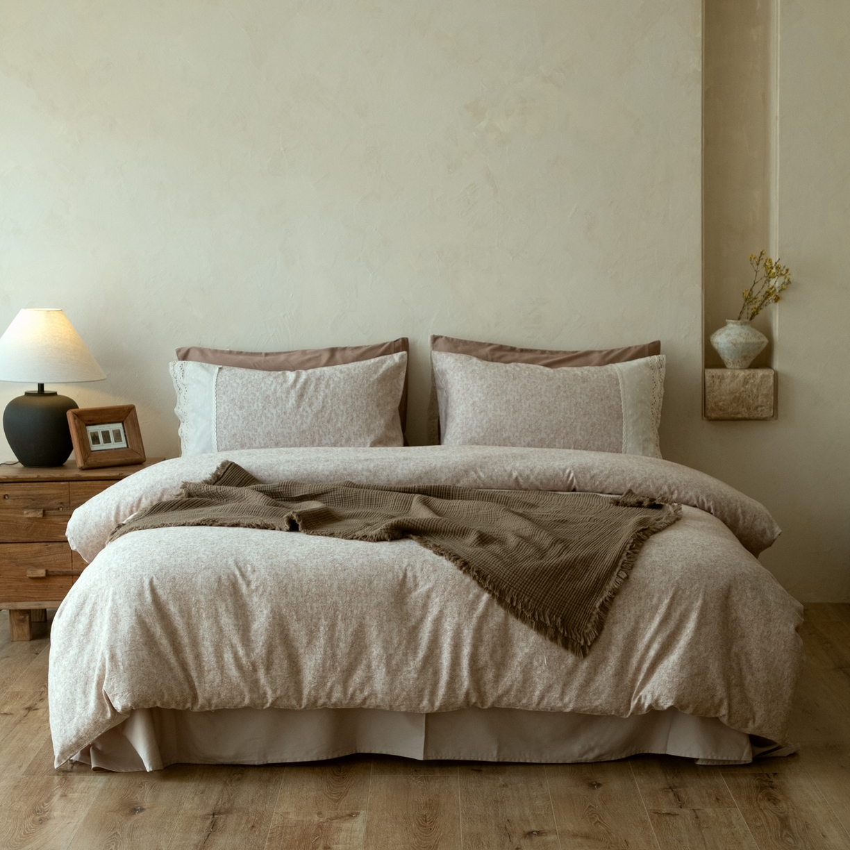 91家纺网 家纺一手货源 找家纺 涞澳家纺 2026新款全棉纯棉水洗棉提花四件套 花间密语