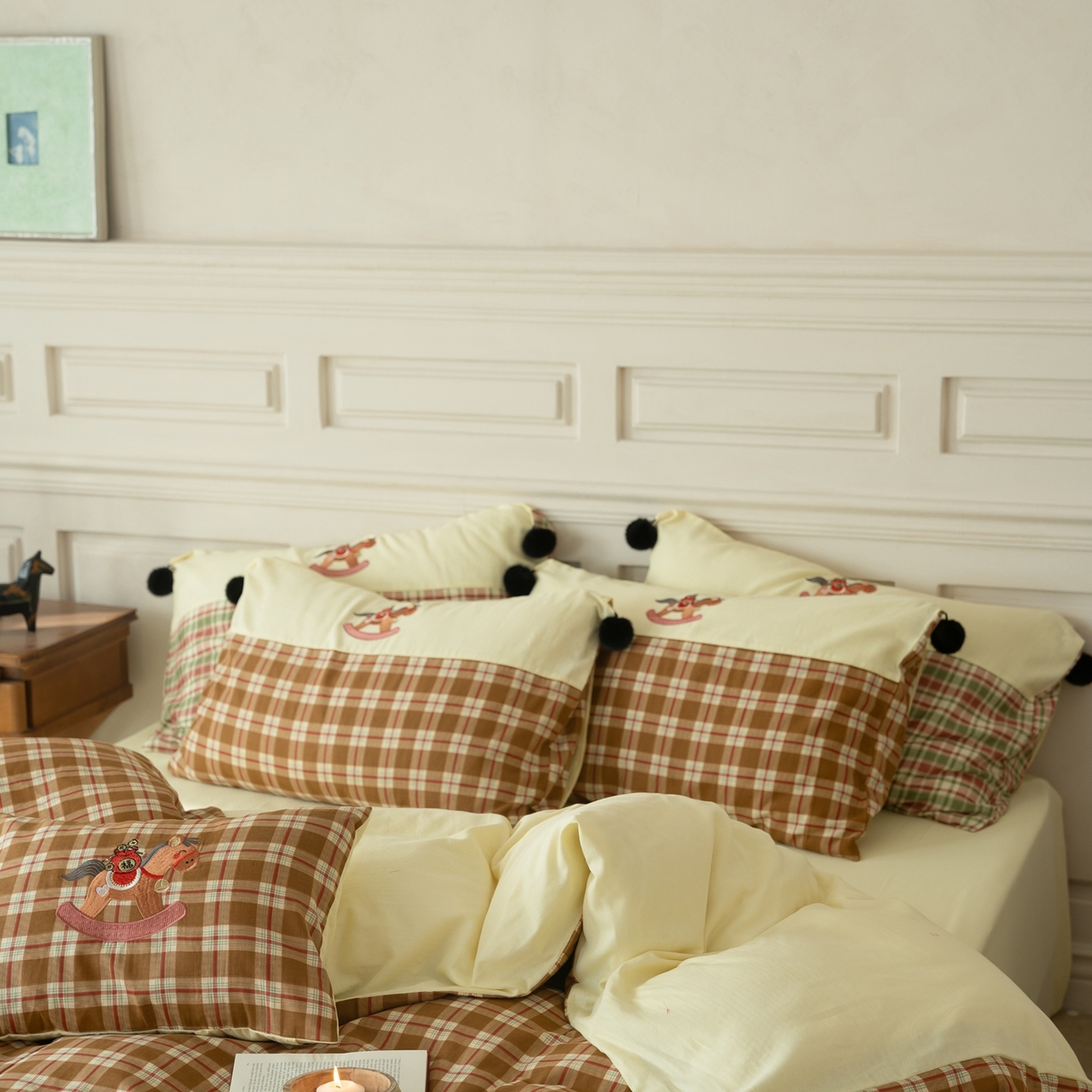 91家纺网 家纺一手货源 找家纺 优然居家纺 2026新款全棉双层纱刺绣四件套-马上有钱（控价260/328/348） 马上有钱-黄格