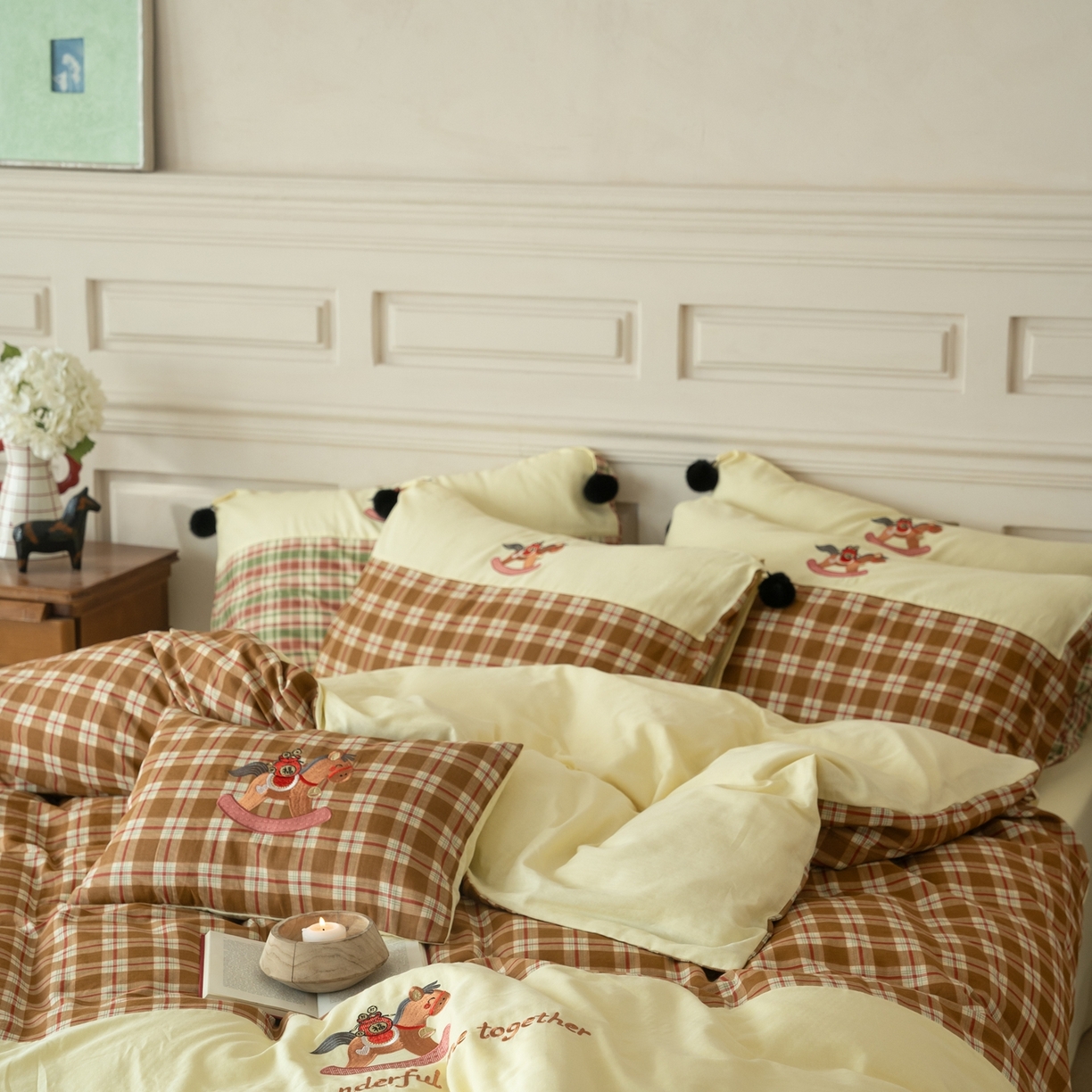 91家纺网 家纺一手货源 找家纺 优然居家纺 2026新款全棉双层纱刺绣四件套-马上有钱（控价260/328/348） 马上有钱-黄格