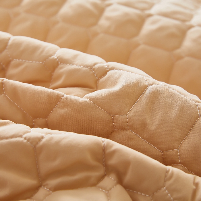 91家纺网 家纺一手货源 找家纺 三盛源 2026新款A类防水夹棉长枕套长款双人枕套1.2 1.5 1.8m米情侣枕头套加长枕芯套-缤纷系列（支持小批量定制尺寸） 缤纷系列-驼色