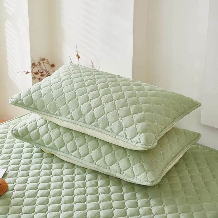 91家纺网 家纺一手货源 找家纺 三盛源 2026新款A类防水夹棉长枕套长款双人枕套1.2 1.5 1.8m米情侣枕头套加长枕芯套-缤纷系列（支持小批量定制尺寸） 缤纷系列-芥末绿