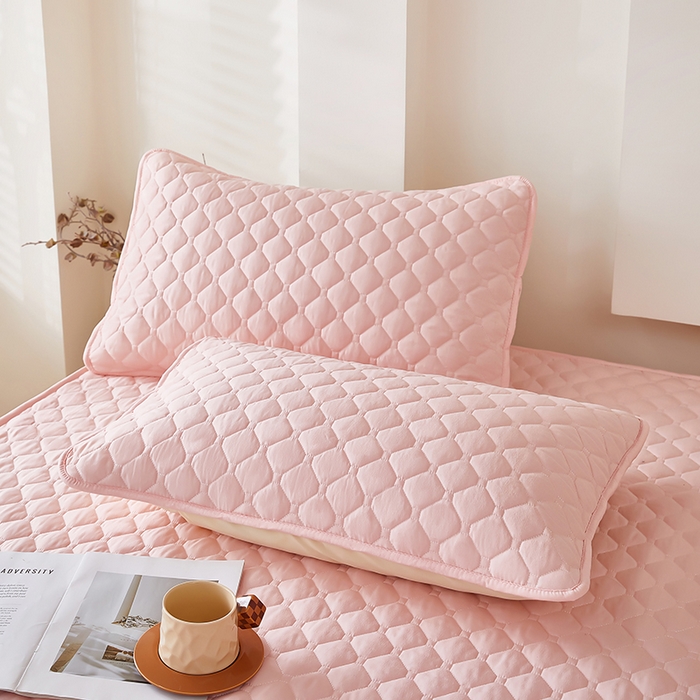 91家纺网 家纺一手货源 找家纺 三盛源 2026新款A类防水夹棉长枕套长款双人枕套1.2 1.5 1.8m米情侣枕头套加长枕芯套-缤纷系列（支持小批量定制尺寸） 缤纷系列-嫩粉