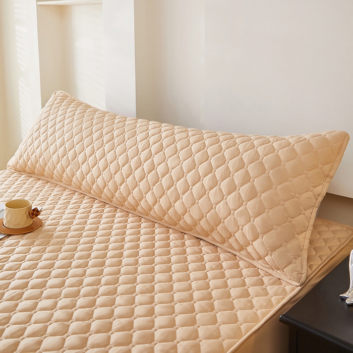 91家纺网 家纺一手货源 找家纺 三盛源 2026新款A类防水夹棉长枕套长款双人枕套1.2 1.5 1.8m米情侣枕头套加长枕芯套-缤纷系列（支持小批量定制尺寸） 缤纷系列-驼色