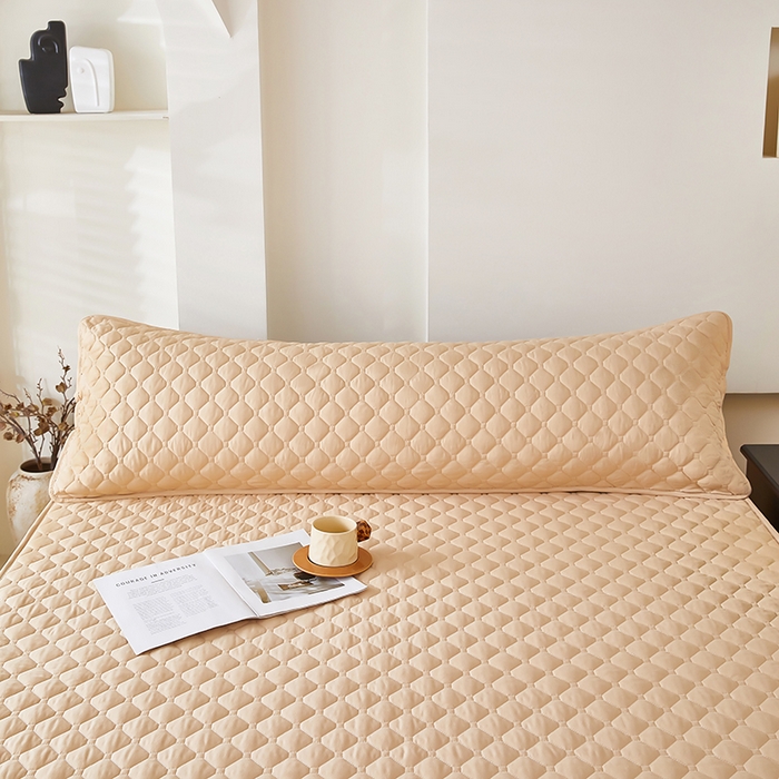 91家纺网 家纺一手货源 找家纺 三盛源 2026新款A类防水夹棉长枕套长款双人枕套1.2 1.5 1.8m米情侣枕头套加长枕芯套-缤纷系列（支持小批量定制尺寸） 缤纷系列-驼色