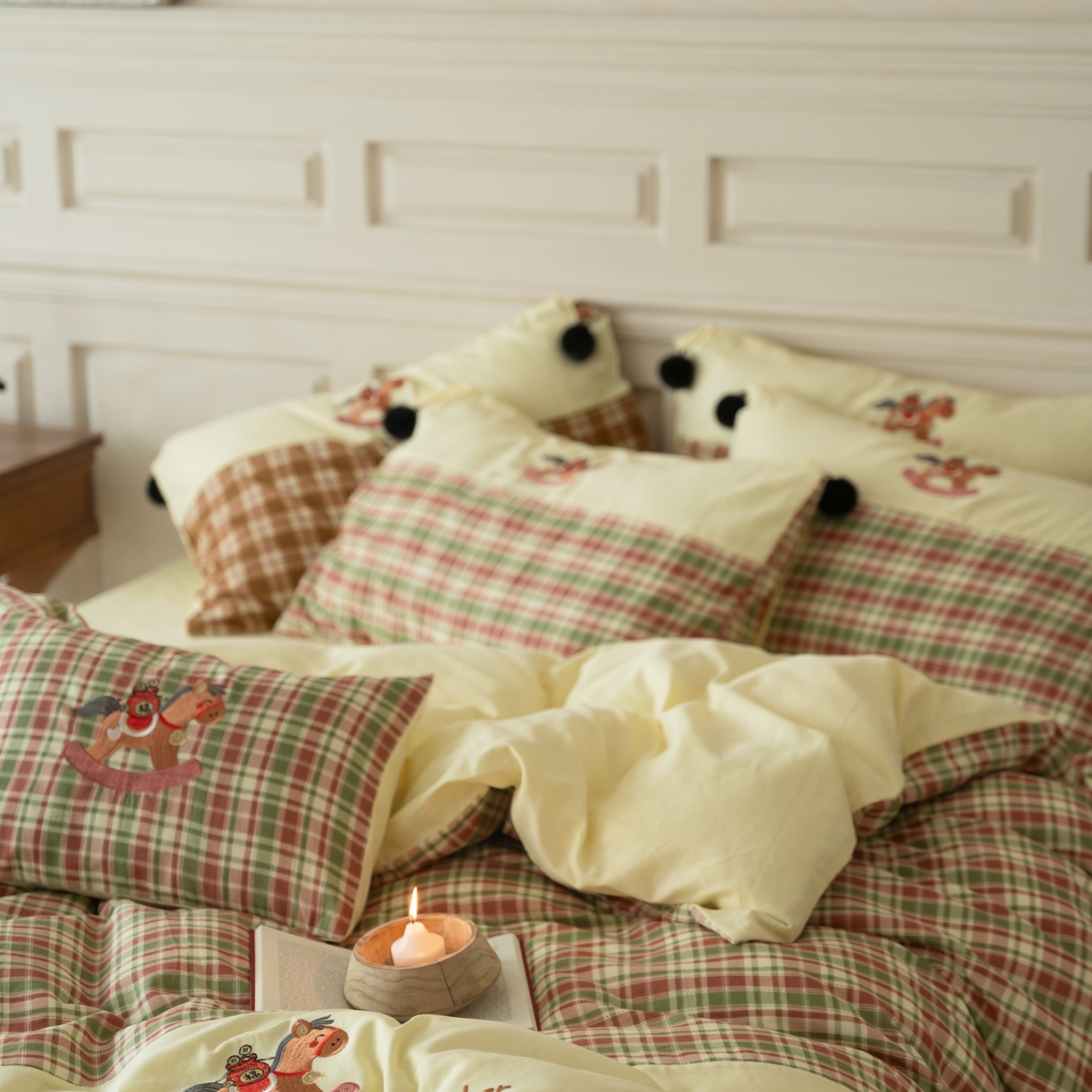 91家纺网 家纺一手货源 找家纺 优然居家纺 2026新款全棉双层纱刺绣四件套-马上有钱（控价260/328/348） 马上有钱-绿格