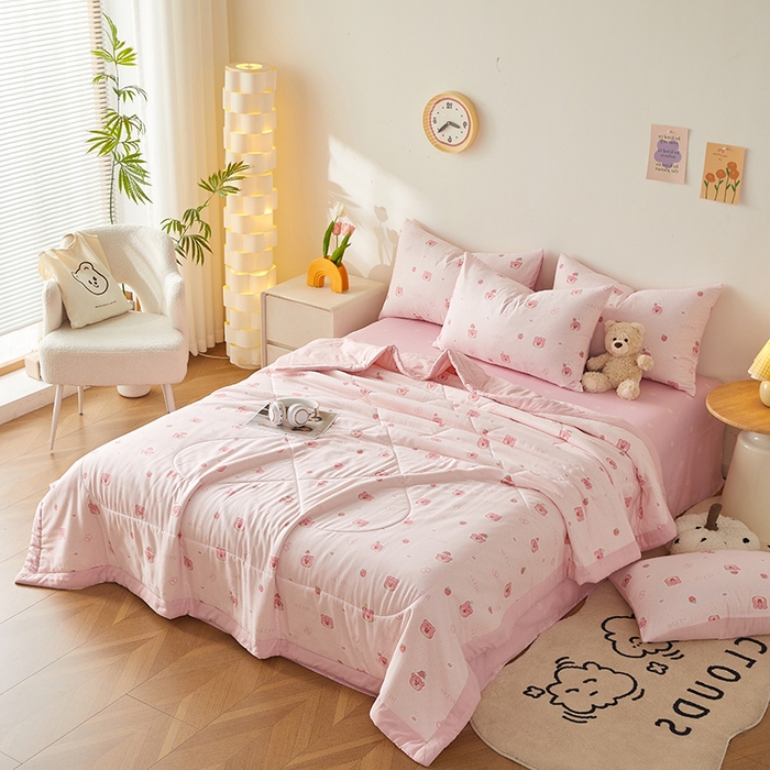 91家纺网 家纺一手货源 找家纺 海洋家纺 2026新款全棉双层纱夏被被子被芯 草莓熊