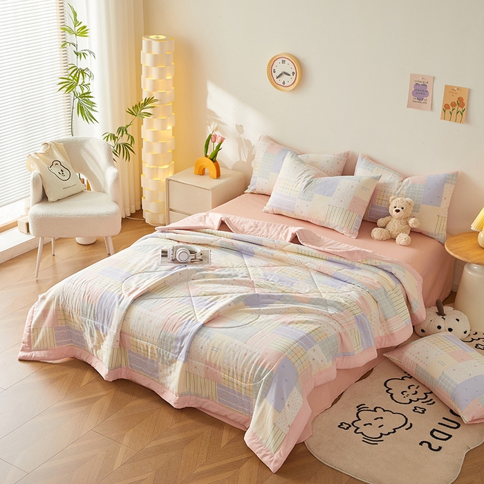 91家纺网 家纺一手货源 找家纺 海洋家纺 2026新款全棉双层纱夏被被子被芯 秋日集 粉