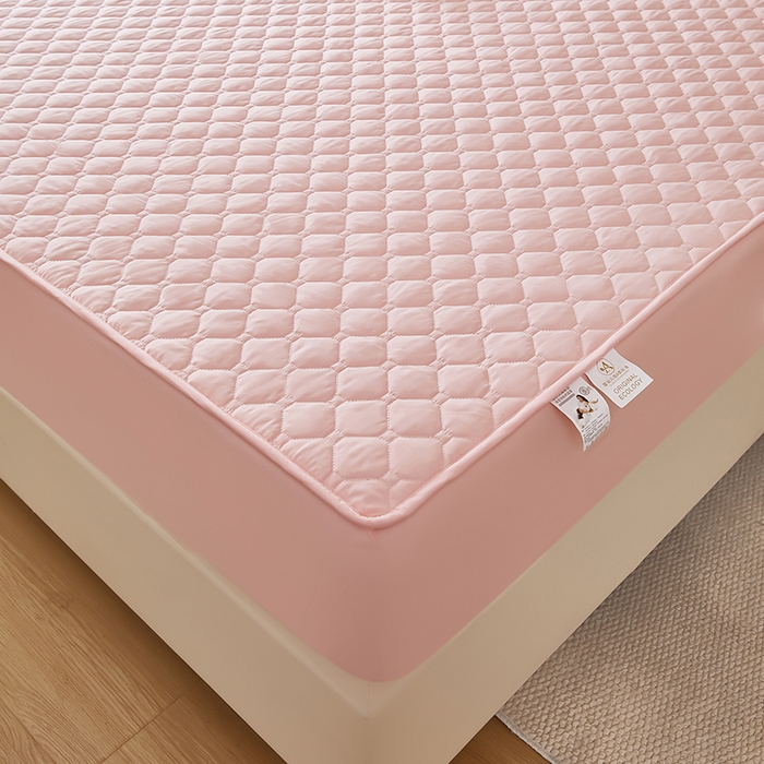 91家纺网 家纺一手货源 找家纺 三盛源 2026新款防水夹棉床笠单件A类防尘隔尿罩家用单双人床垫席梦思全包保护罩-缤纷系列（支持小批量定制尺寸） 缤纷系列-嫩粉