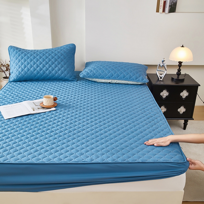 91家纺网 家纺一手货源 找家纺 三盛源 2026新款防水夹棉床笠单件A类防尘隔尿罩家用单双人床垫席梦思全包保护罩-缤纷系列（支持小批量定制尺寸） 缤纷系列-深海蓝