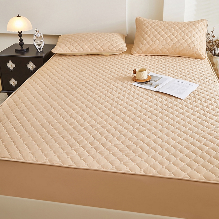 91家纺网 家纺一手货源 找家纺 三盛源 2026新款防水夹棉床笠单件A类防尘隔尿罩家用单双人床垫席梦思全包保护罩-缤纷系列（支持小批量定制尺寸） 缤纷系列-驼色