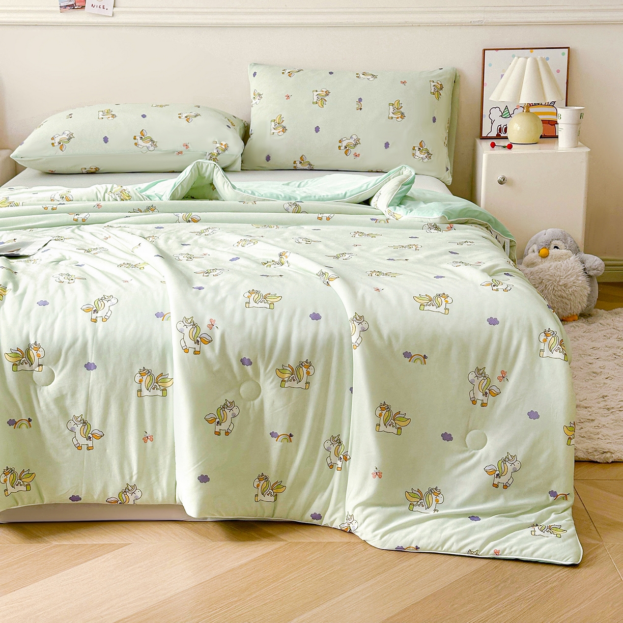 91家纺网 家纺一手货源 找家纺 悦织语 2026新款凉感丝（含氨纶）双面凉感冰丝夏凉被空调被 好运加马