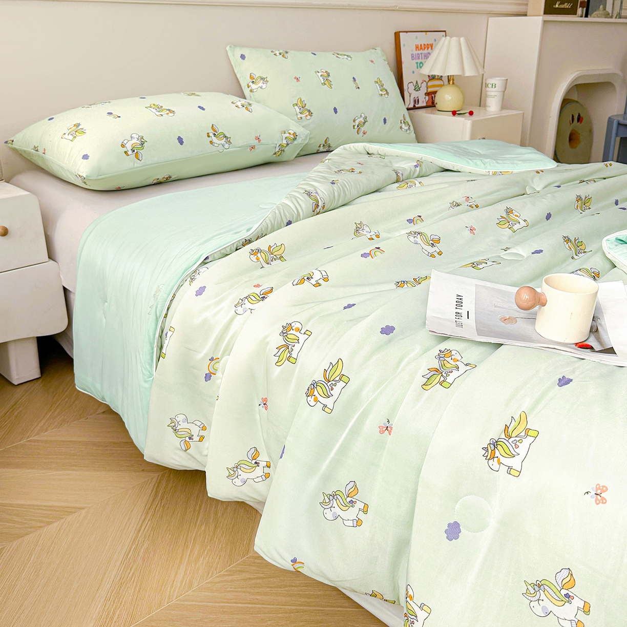 91家纺网 家纺一手货源 找家纺 悦织语 2026新款凉感丝（含氨纶）双面凉感冰丝夏凉被空调被 好运加马