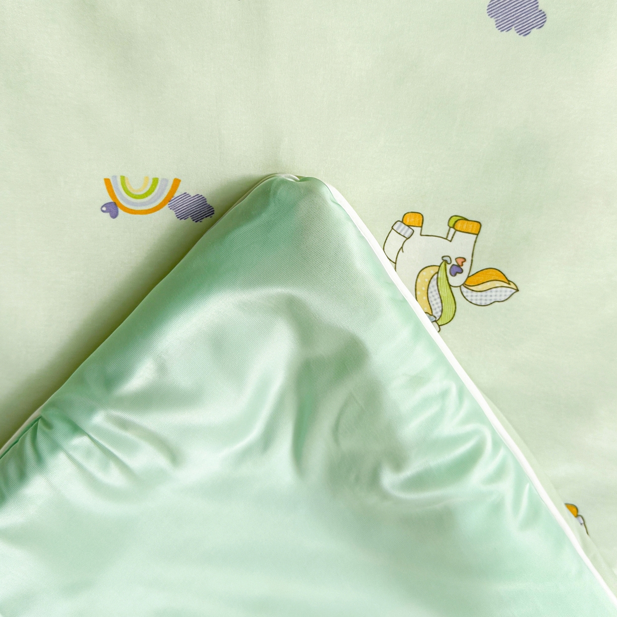 91家纺网 家纺一手货源 找家纺 悦织语 2026新款凉感丝（含氨纶）双面凉感冰丝夏凉被空调被 好运加马