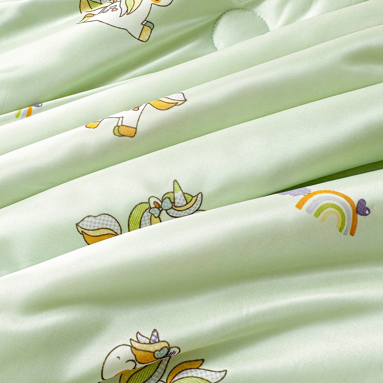 91家纺网 家纺一手货源 找家纺 悦织语 2026新款凉感丝（含氨纶）双面凉感冰丝夏凉被空调被 好运加马