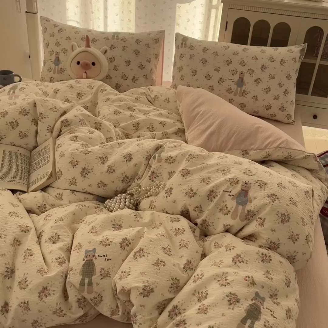 91家纺网 家纺一手货源 找家纺 瑞钰 2026新款直播热款高品质高克重泡泡纱泡芙纱四件套 绽放兔兔