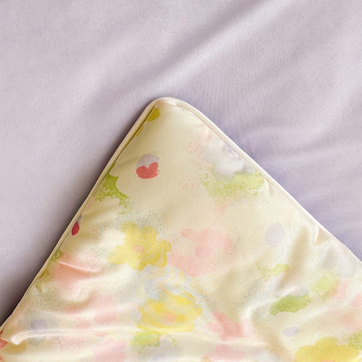 91家纺网 家纺一手货源 找家纺 悦织语 2026新款凉感丝（含氨纶）双面凉感冰丝夏凉被空调被 花间集