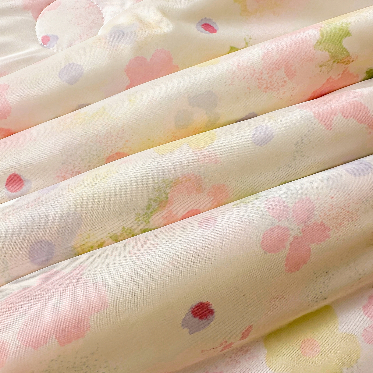 91家纺网 家纺一手货源 找家纺 悦织语 2026新款凉感丝（含氨纶）双面凉感冰丝夏凉被空调被 花间集