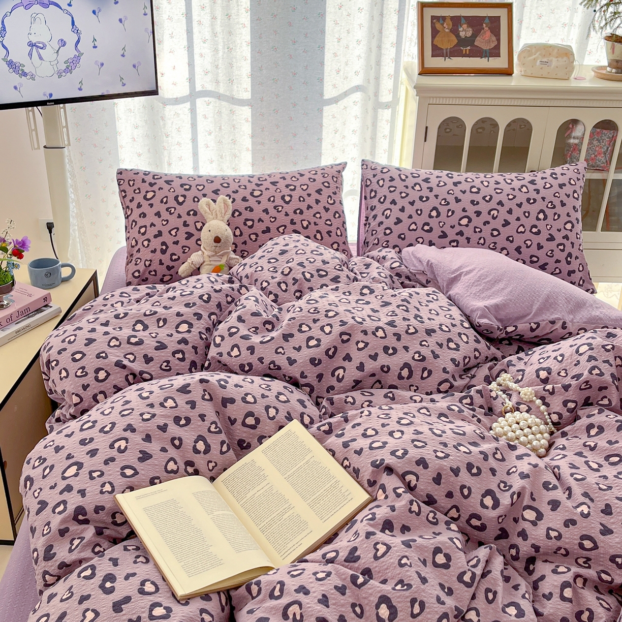 91家纺网 家纺一手货源 找家纺 瑞钰 2026新款直播热款高品质高克重泡泡纱泡芙纱四件套 紫豹纹