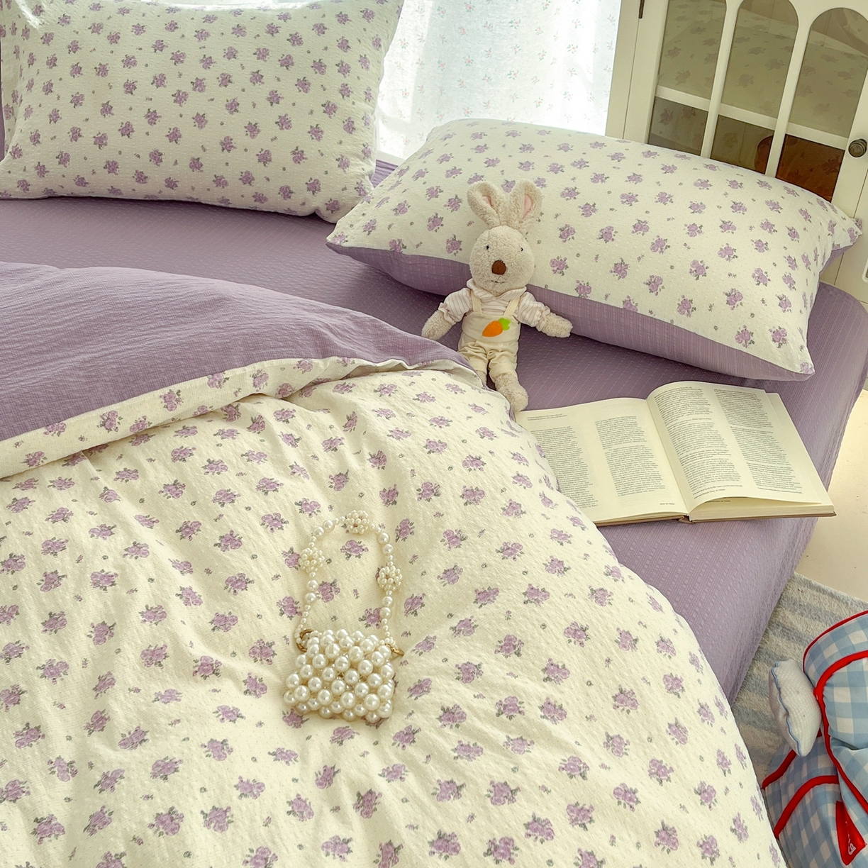 91家纺网 家纺一手货源 找家纺 瑞钰 2026新款直播热款高品质高克重泡泡纱泡芙纱四件套 紫色小花