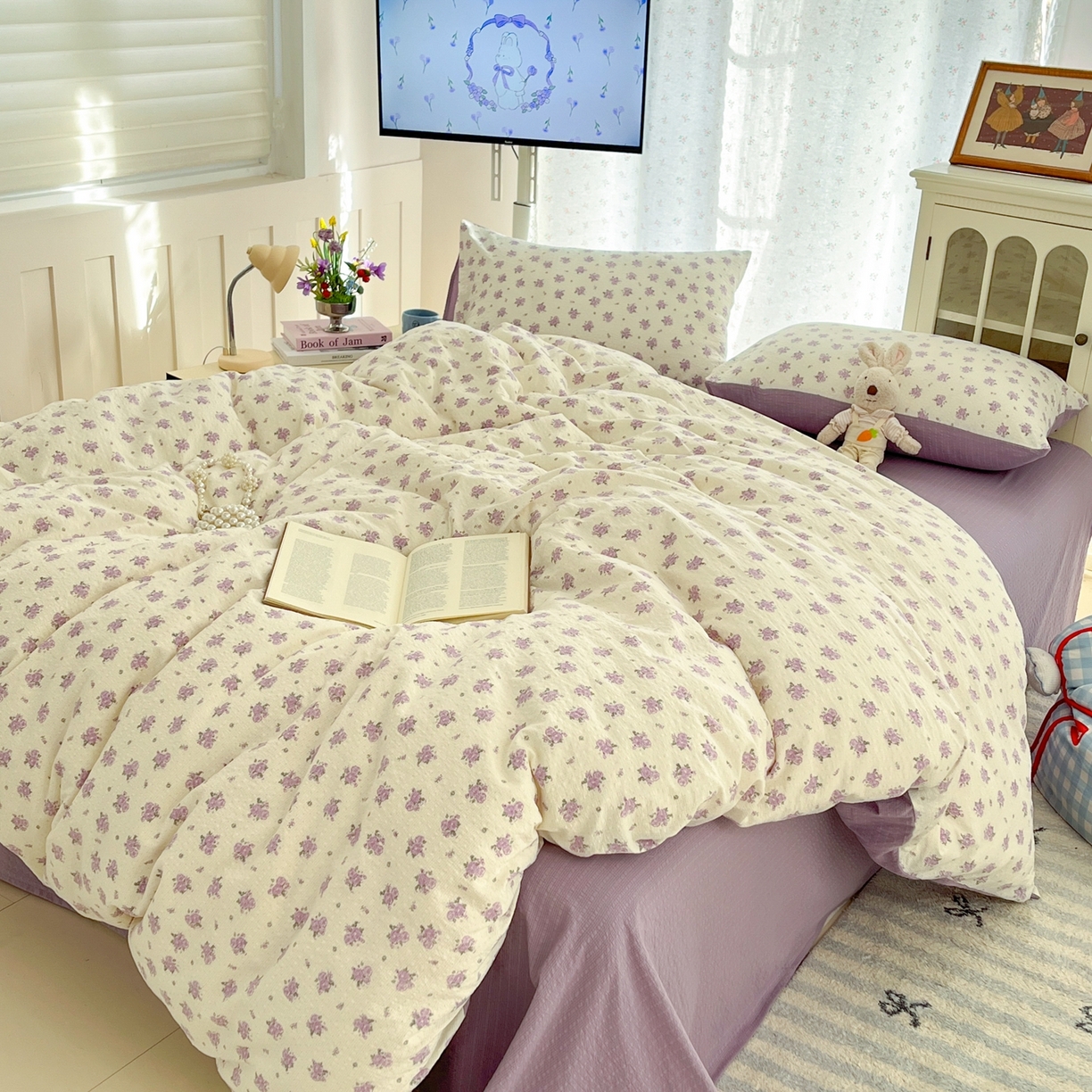 91家纺网 家纺一手货源 找家纺 瑞钰 2026新款直播热款高品质高克重泡泡纱泡芙纱四件套 紫色小花