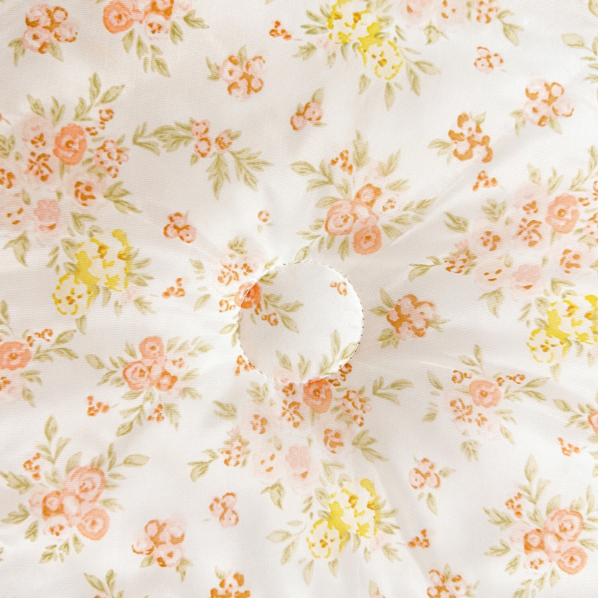 91家纺网 家纺一手货源 找家纺 悦织语 2026新款凉感丝（含氨纶）双面凉感冰丝夏凉被空调被 花蔓