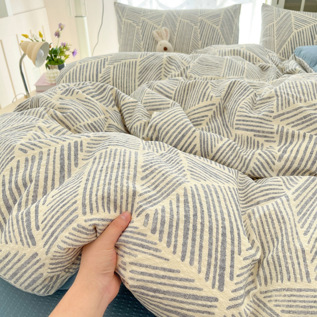 91家纺网 家纺一手货源 找家纺 瑞钰 2026新款直播热款高品质高克重泡泡纱泡芙纱四件套 格纹线条