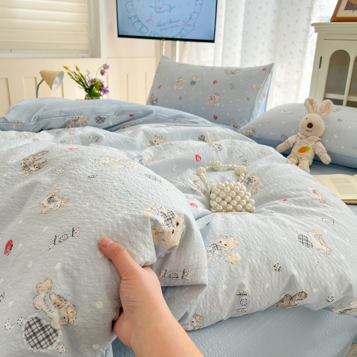 91家纺网 家纺一手货源 找家纺 瑞钰 2026新款直播热款高品质高克重泡泡纱泡芙纱四件套 猫咪蓝