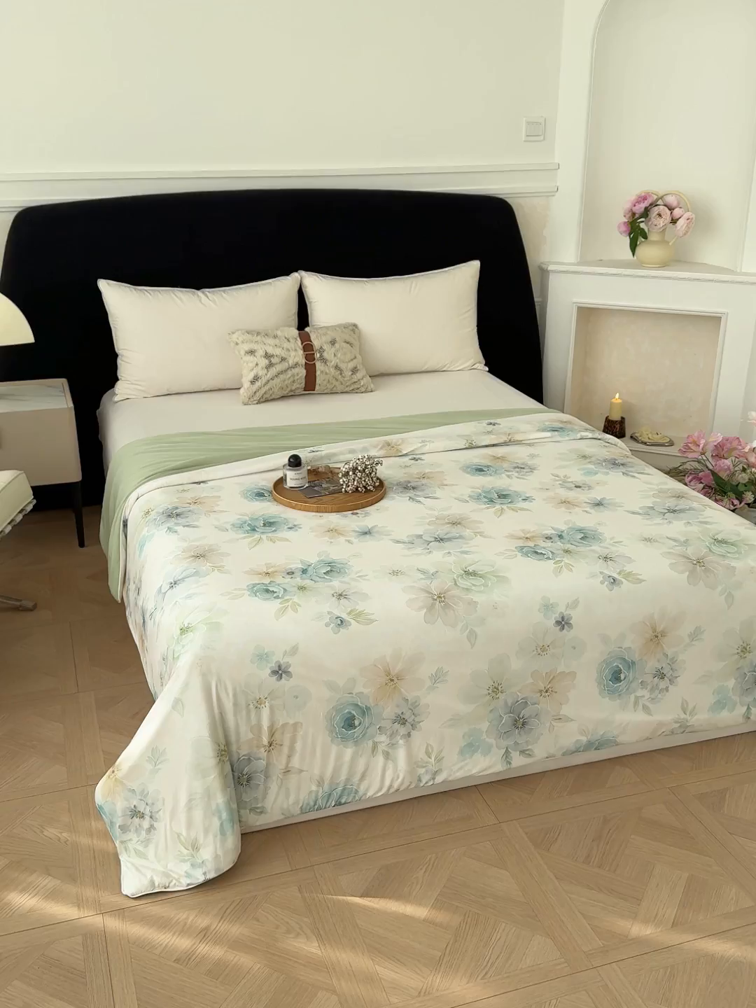 91家纺网 家纺一手货源 找家纺 圣尔雅家纺 2026春夏新款数码印花凉感丝夏被夏凉被空调被系列 春漾