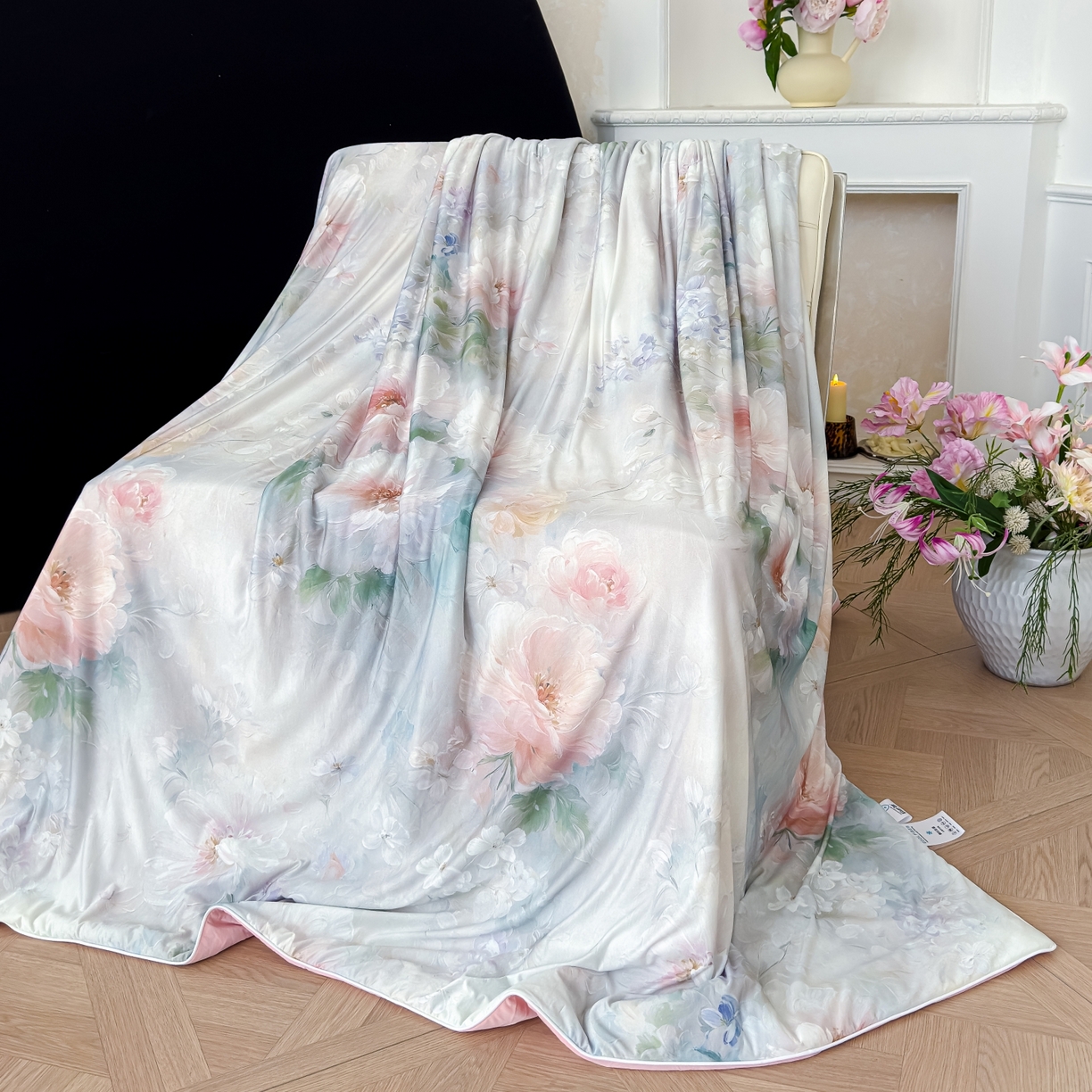 91家纺网 家纺一手货源 找家纺 圣尔雅家纺 2026春夏新款数码印花凉感丝夏被夏凉被空调被系列 春野