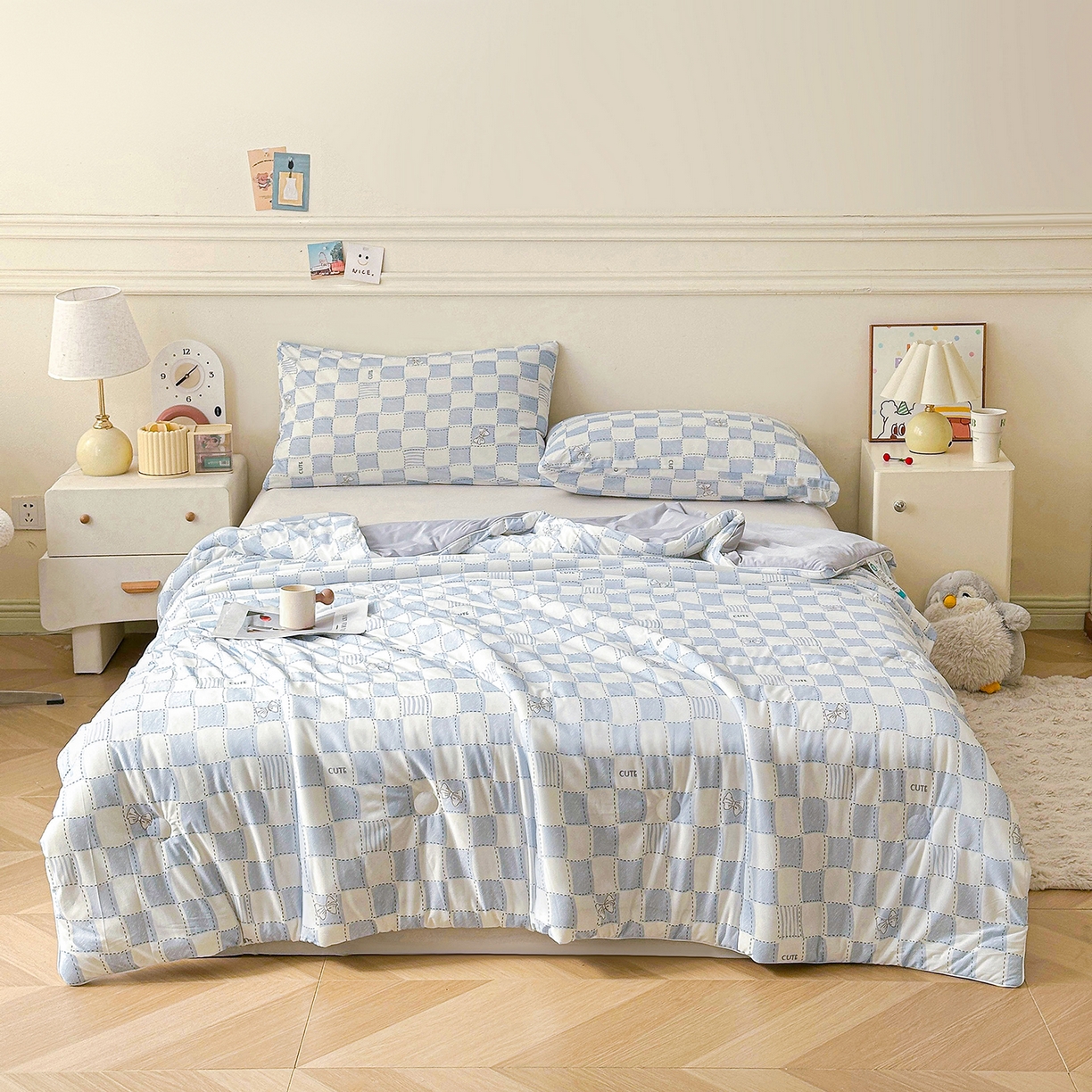 91家纺网 家纺一手货源 找家纺 悦织语 2026新款凉感丝（含氨纶）双面凉感冰丝夏凉被空调被 蓝格物语