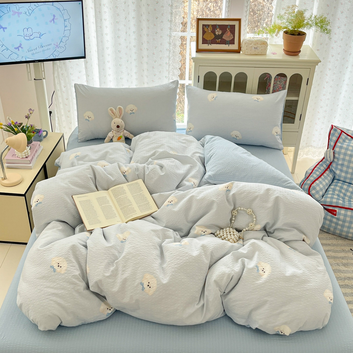 91家纺网 家纺一手货源 找家纺 瑞钰 2026新款直播热款高品质高克重泡泡纱泡芙纱四件套 泰迪狗蓝