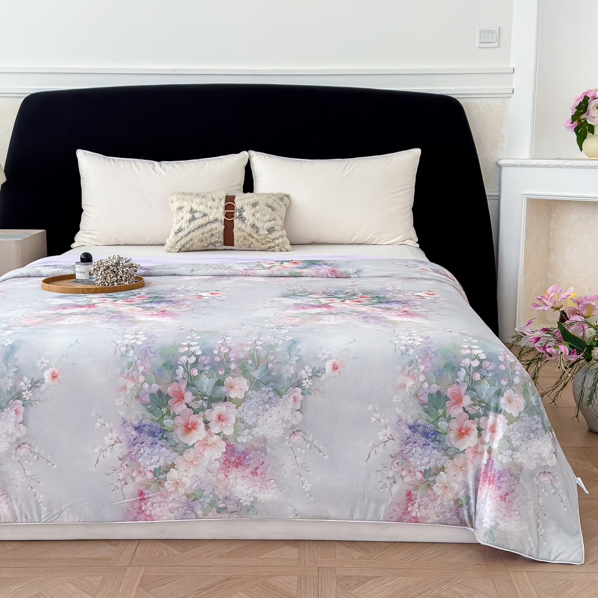 91家纺网 家纺一手货源 找家纺 圣尔雅家纺 2026春夏新款数码印花凉感丝夏被夏凉被空调被系列 花漫