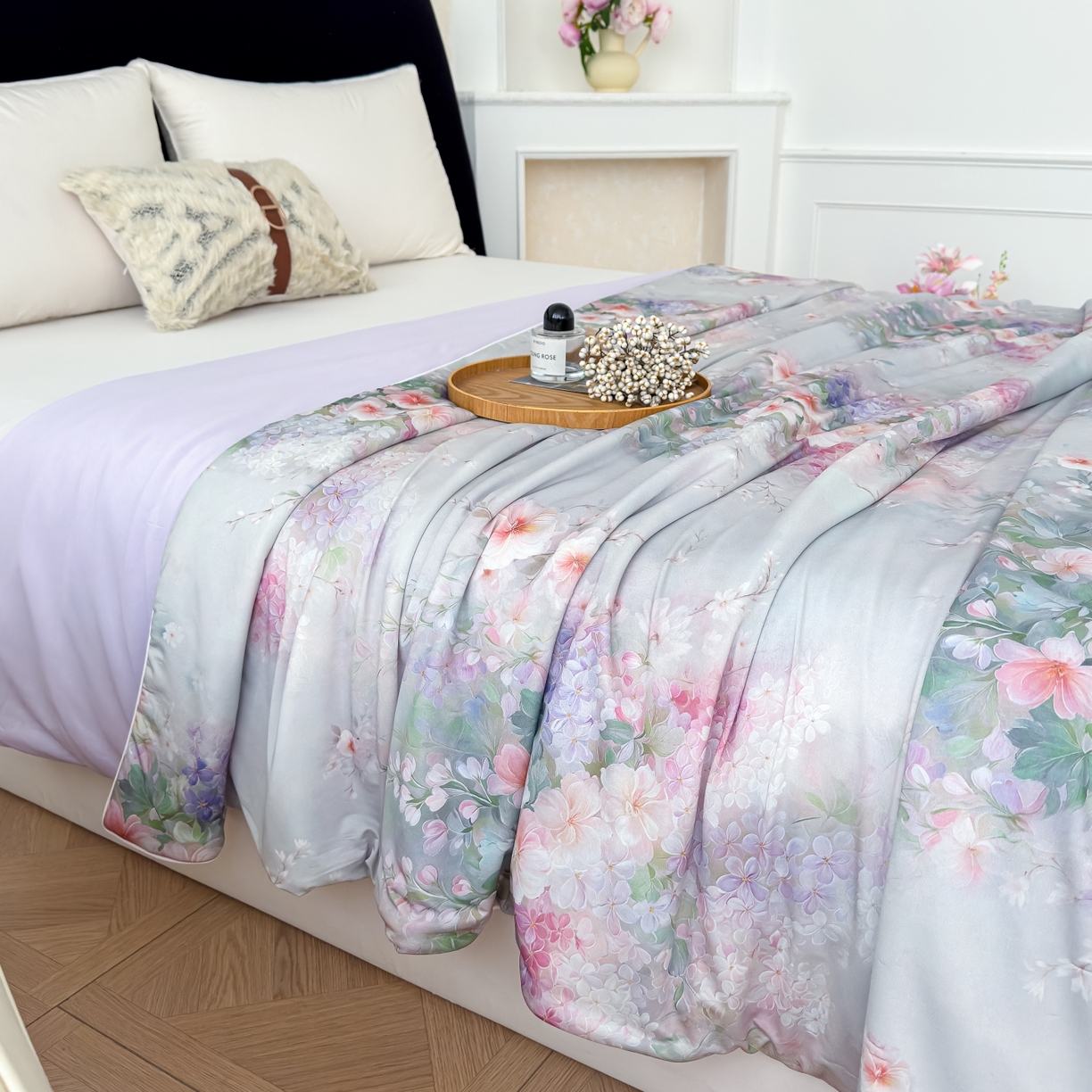 91家纺网 家纺一手货源 找家纺 圣尔雅家纺 2026春夏新款数码印花凉感丝夏被夏凉被空调被系列 花漫