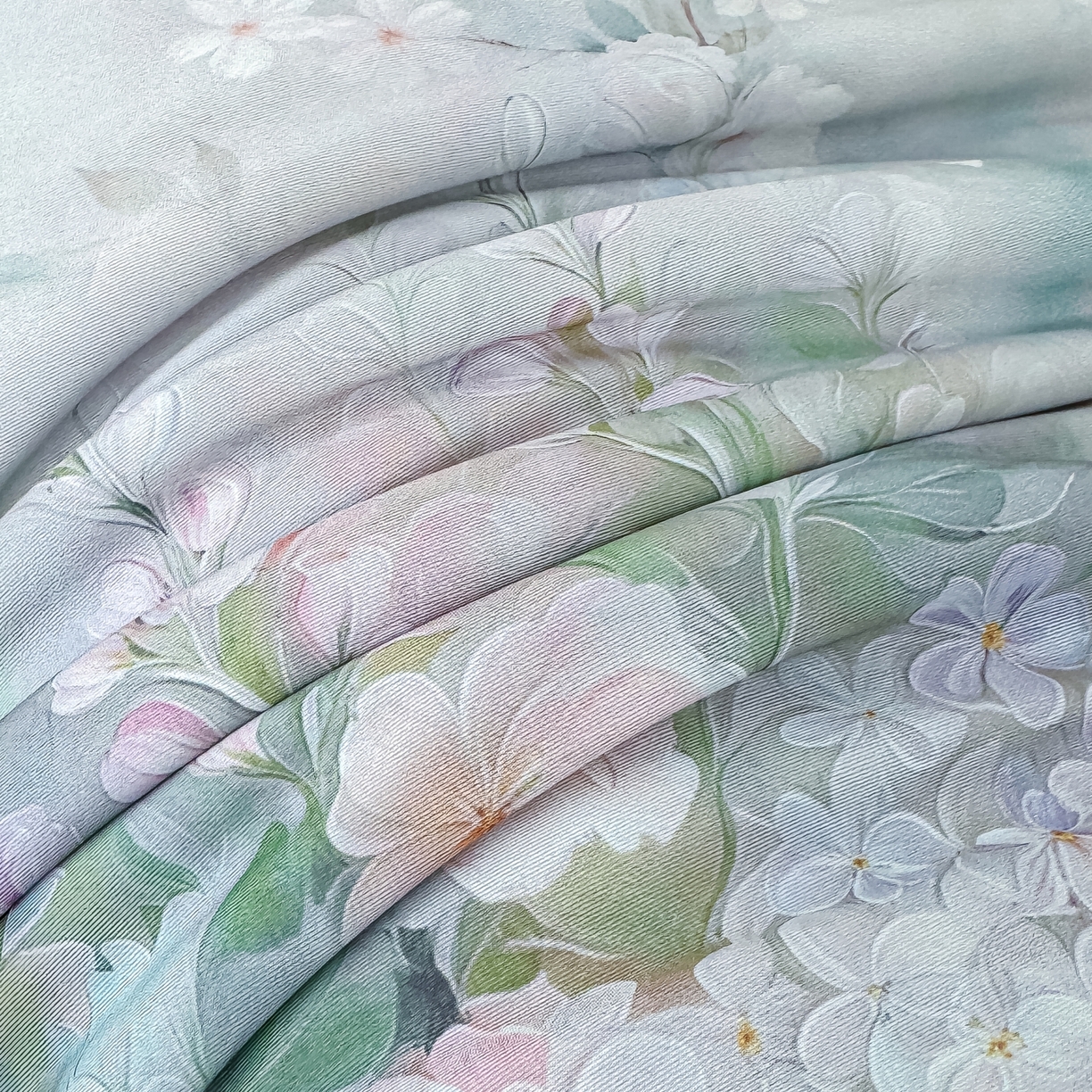 91家纺网 家纺一手货源 找家纺 圣尔雅家纺 2026春夏新款数码印花凉感丝夏被夏凉被空调被系列 花漫