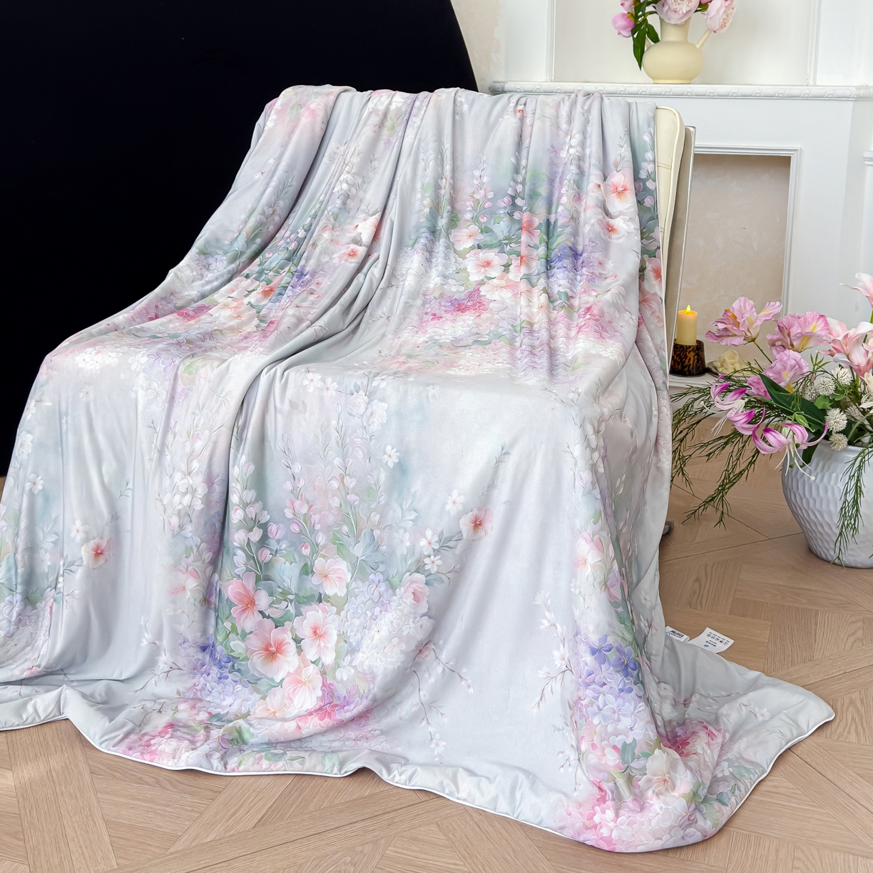 91家纺网 家纺一手货源 找家纺 圣尔雅家纺 2026春夏新款数码印花凉感丝夏被夏凉被空调被系列 花漫