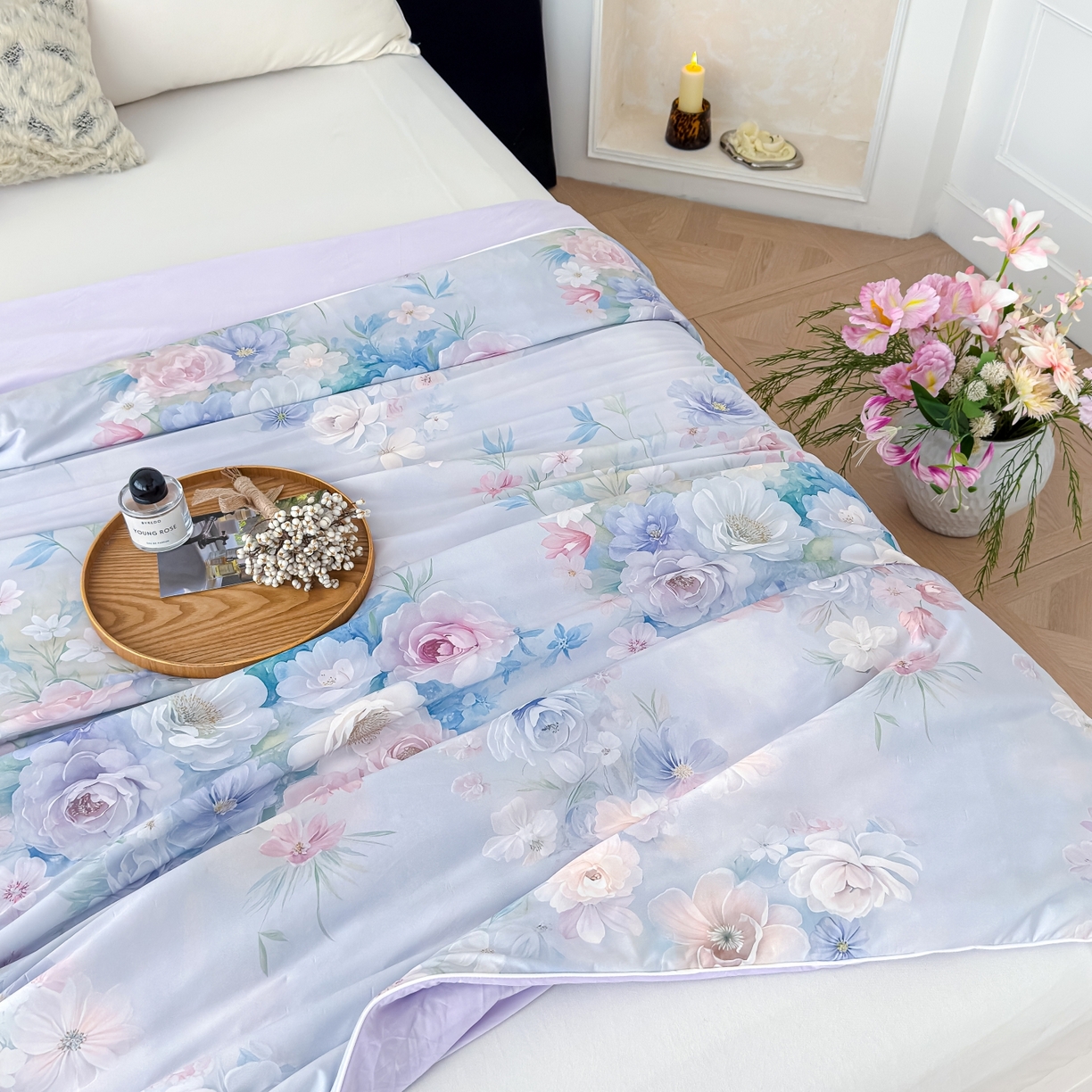 91家纺网 家纺一手货源 找家纺 圣尔雅家纺 2026春夏新款数码印花凉感丝夏被夏凉被空调被系列 花雾