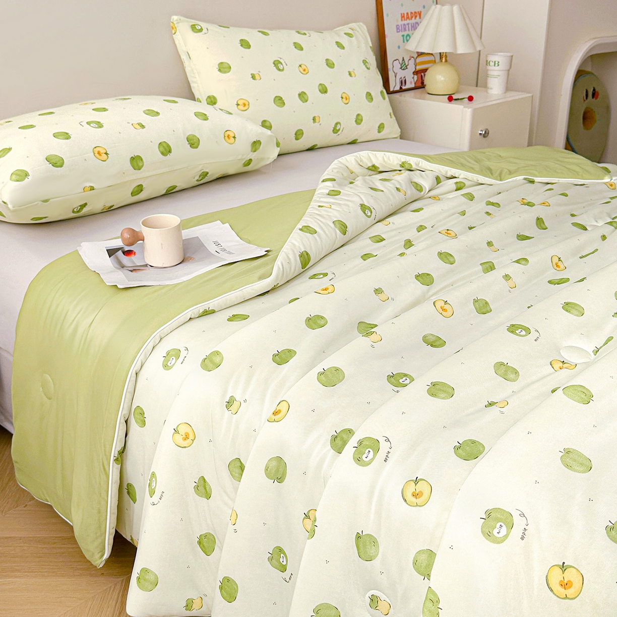 91家纺网 家纺一手货源 找家纺 悦织语 2026新款凉感丝（含氨纶）双面凉感冰丝夏凉被空调被 青苹果