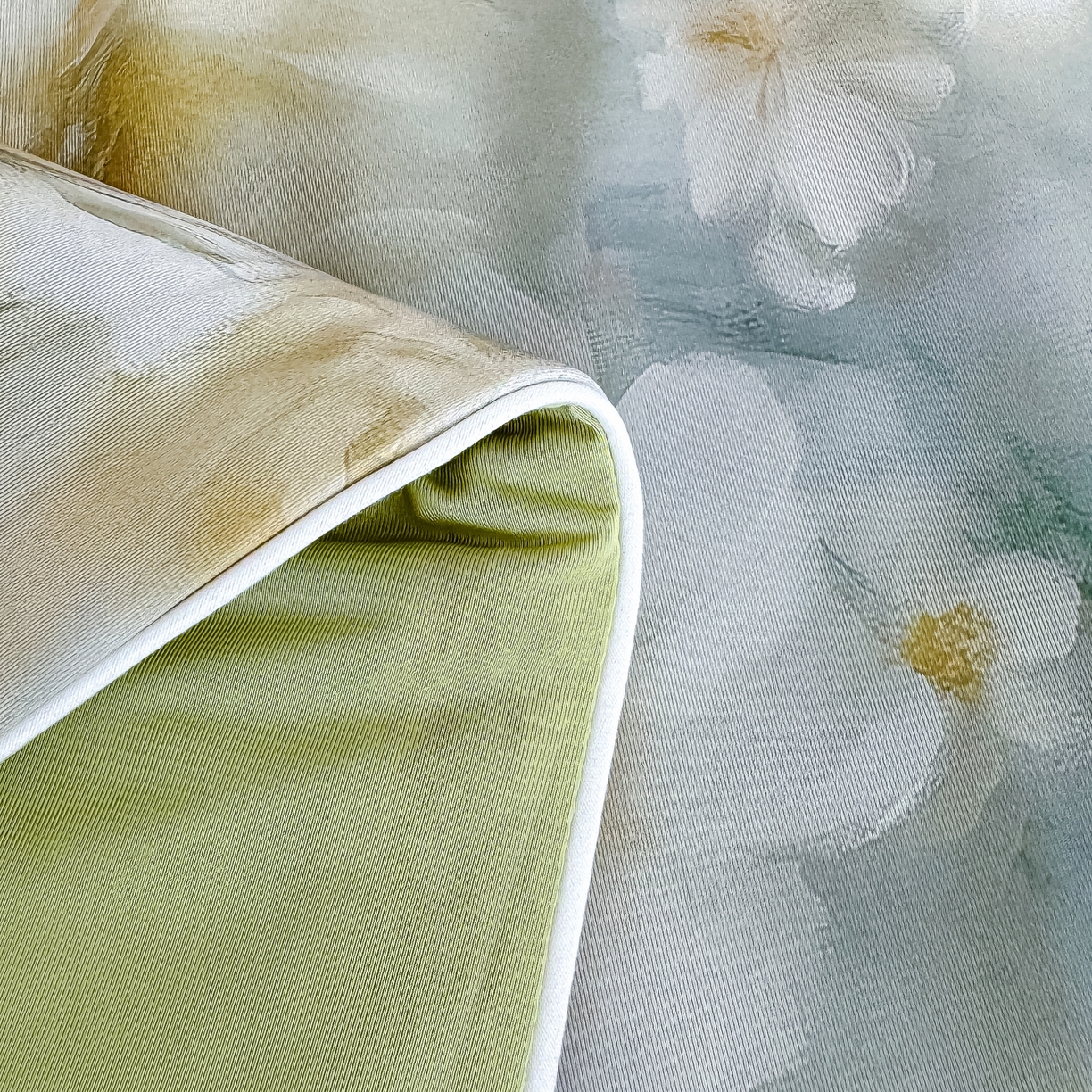 91家纺网 家纺一手货源 找家纺 圣尔雅家纺 2026春夏新款数码印花凉感丝夏被夏凉被空调被系列 洛香