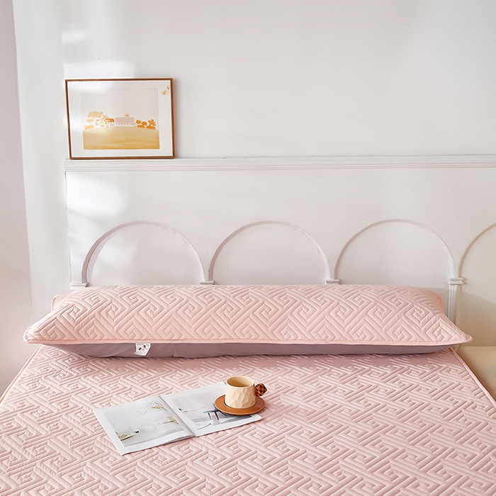 91家纺网 家纺一手货源 找家纺 三盛源 2026新款A类防水隔脏夹棉枕套枕头单双人保护套隔离枕芯水洗棉枕头套家用防口水-简奢系列（支持小批量定制尺寸） 简奢系列-桃粉