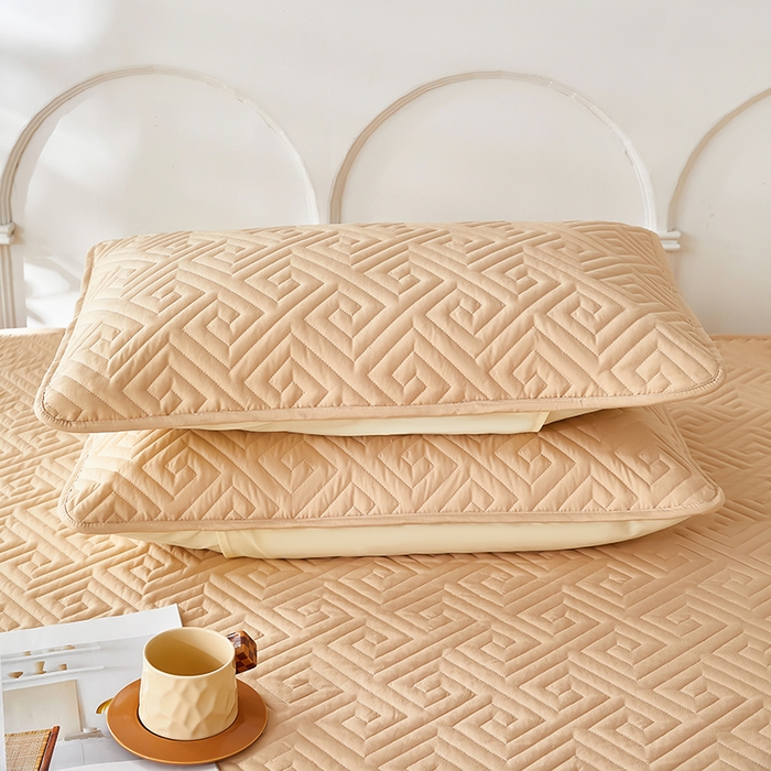 91家纺网 家纺一手货源 找家纺 三盛源 2026新款A类防水隔脏夹棉枕套枕头单双人保护套隔离枕芯水洗棉枕头套家用防口水-简奢系列（支持小批量定制尺寸） 简奢系列-奶咖