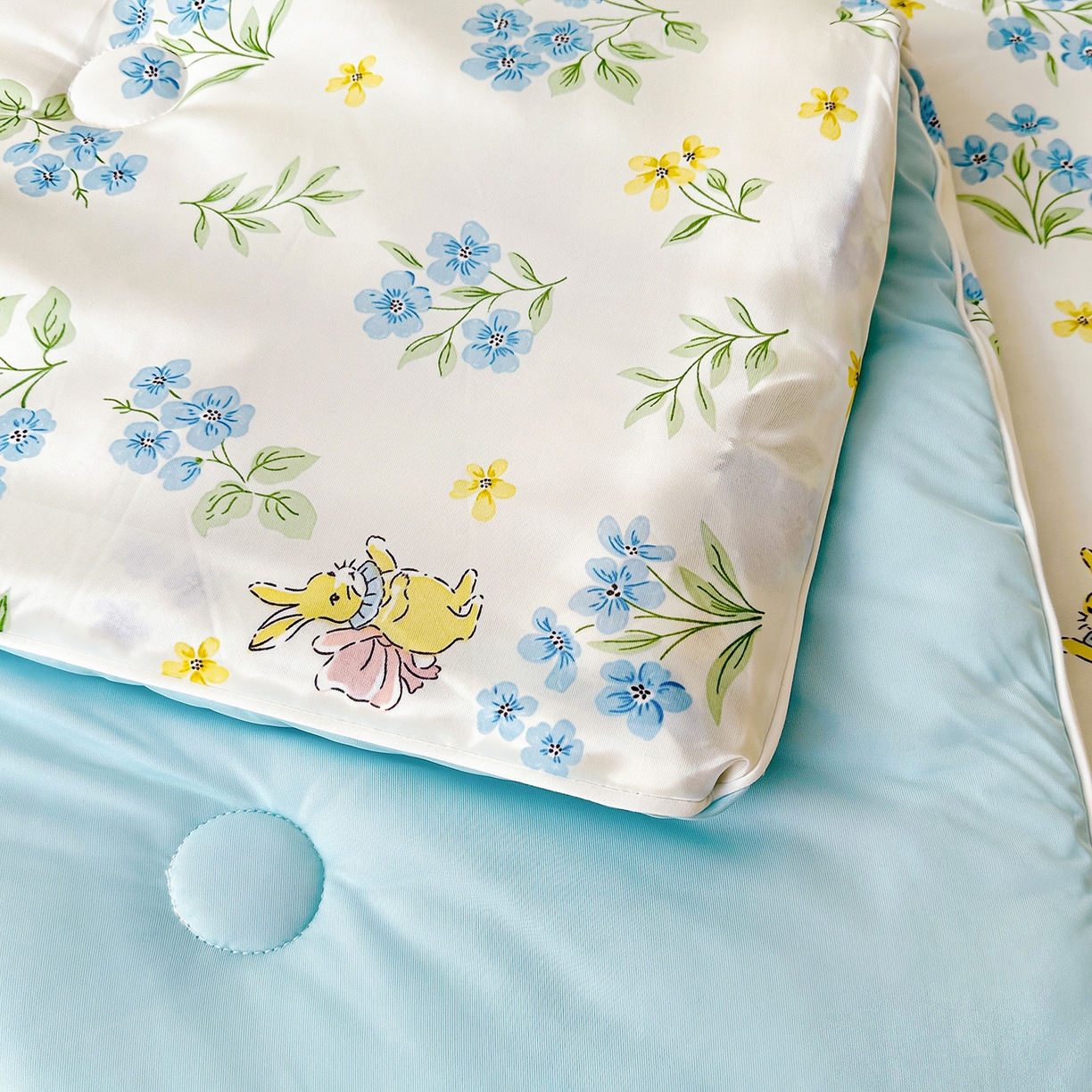 91家纺网 家纺一手货源 找家纺 悦织语 2026新款凉感丝（含氨纶）双面凉感冰丝夏凉被空调被 兔兔密语